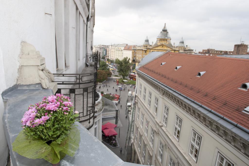 Alice Apartment Budapest Room photo
